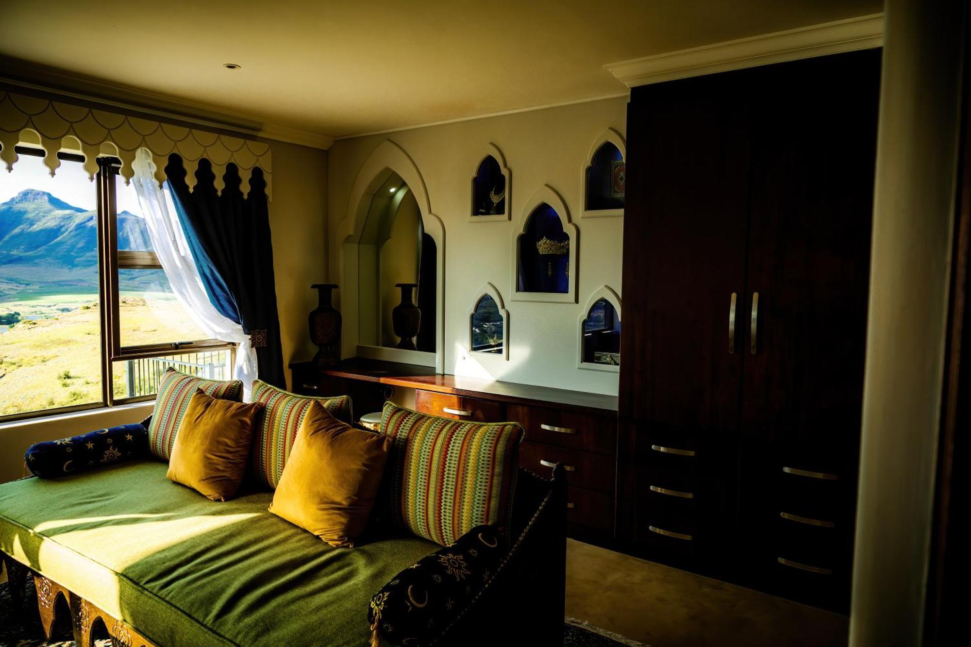 Castle In Clarens Apartment Exterior photo